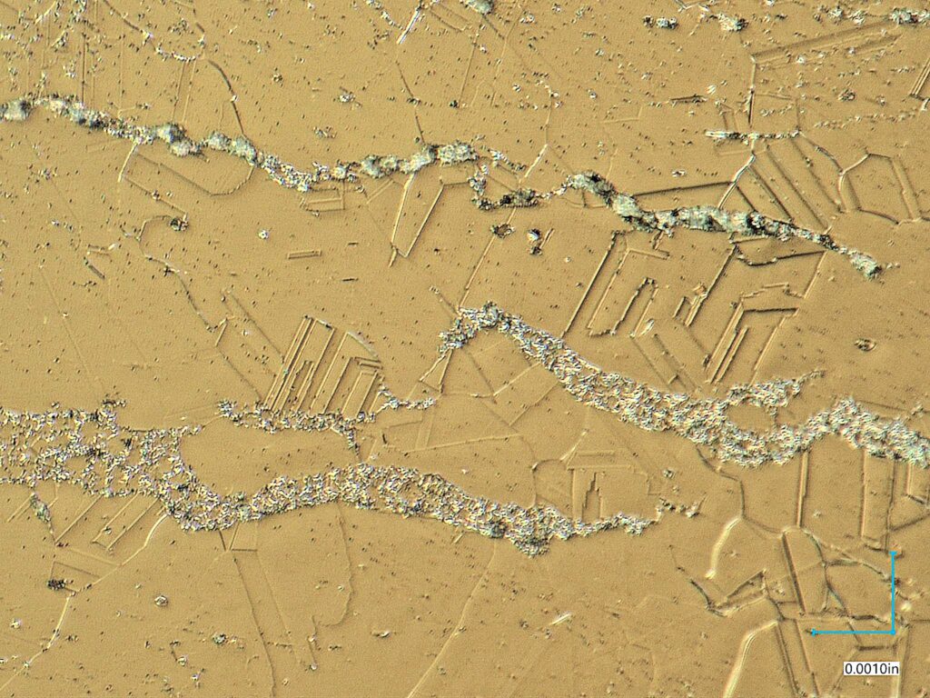 1000X Defects Microstructure etched polarized lighting